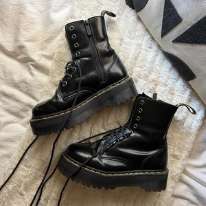 Jadon Platform Doc Martens